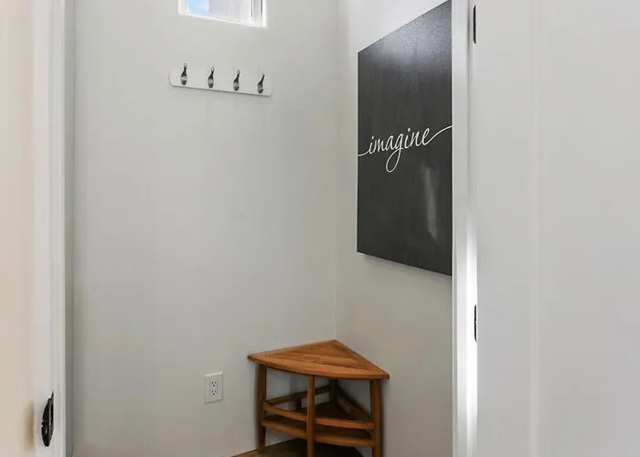 Holiday home Celebrity Hideaway *