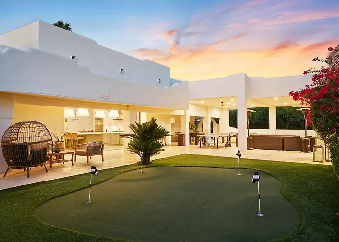 Celebrity Hideaway Holiday home