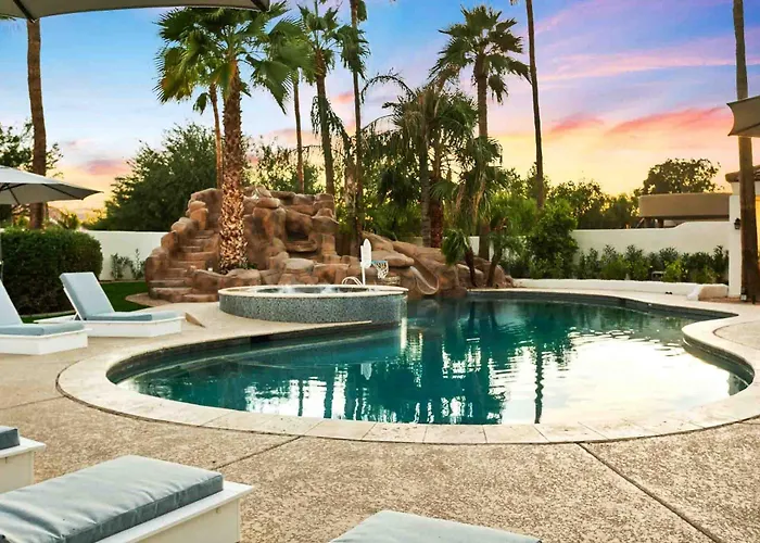 Holiday home Celebrity Hideaway *