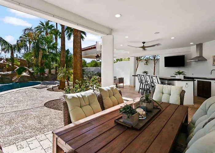 Celebrity Hideaway