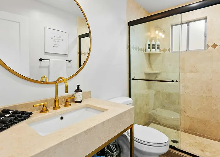 Holiday home Celebrity Hideaway *